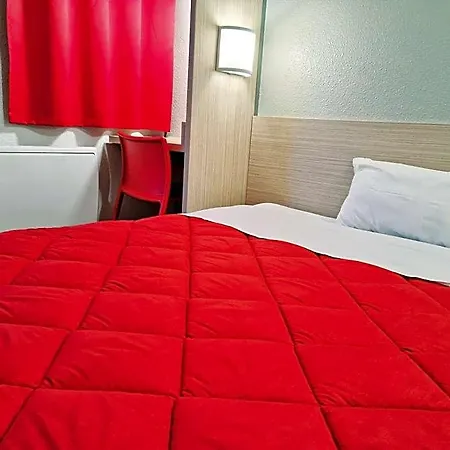 Premiere Classe Honfleur Hotel