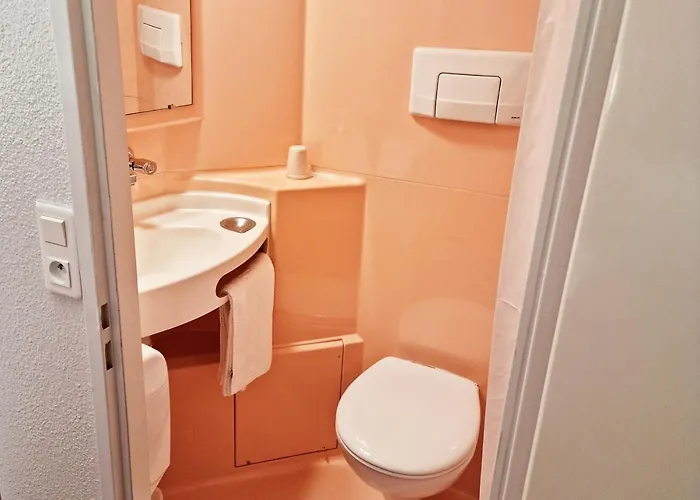 Premiere Classe Honfleur * La Rivière-Saint-Sauveur